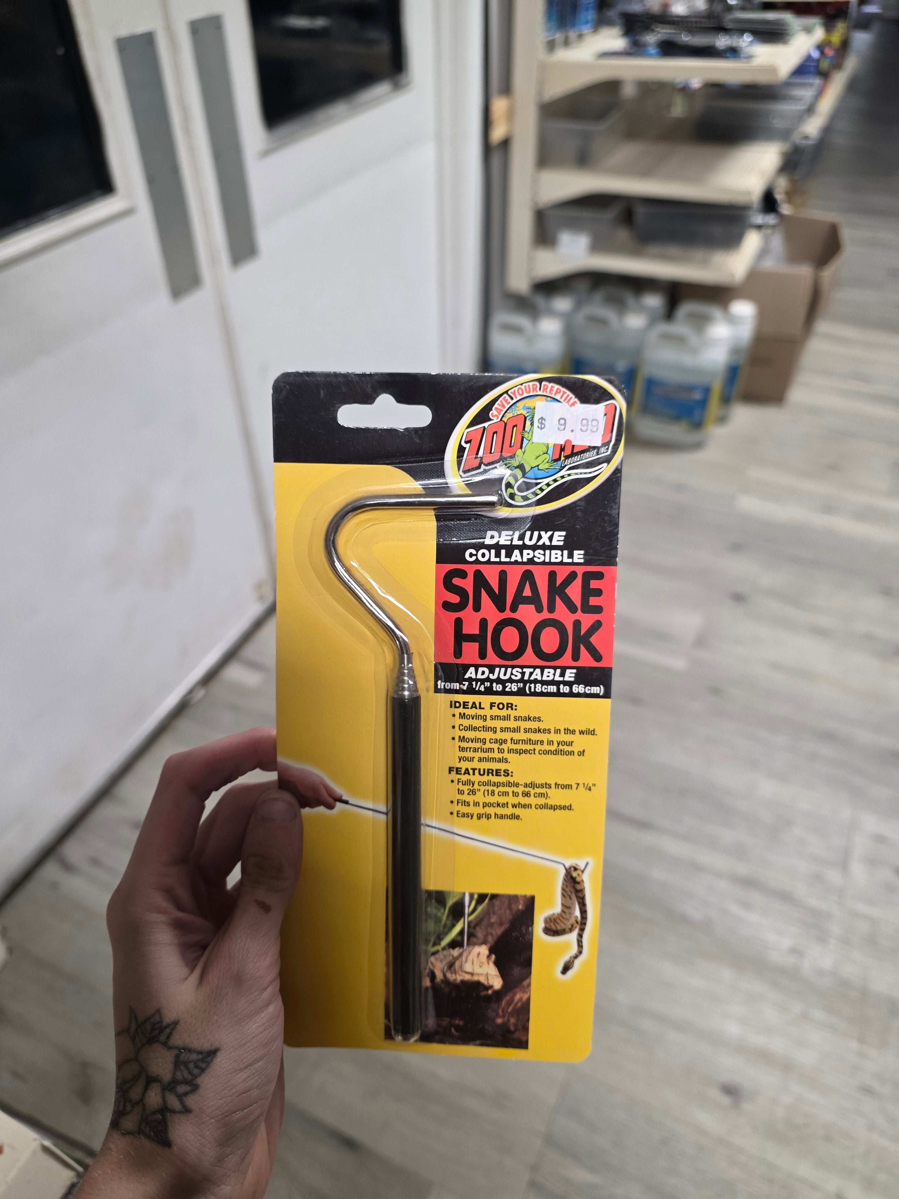 Snake Hook Small Collapsible 7.25"- 26"