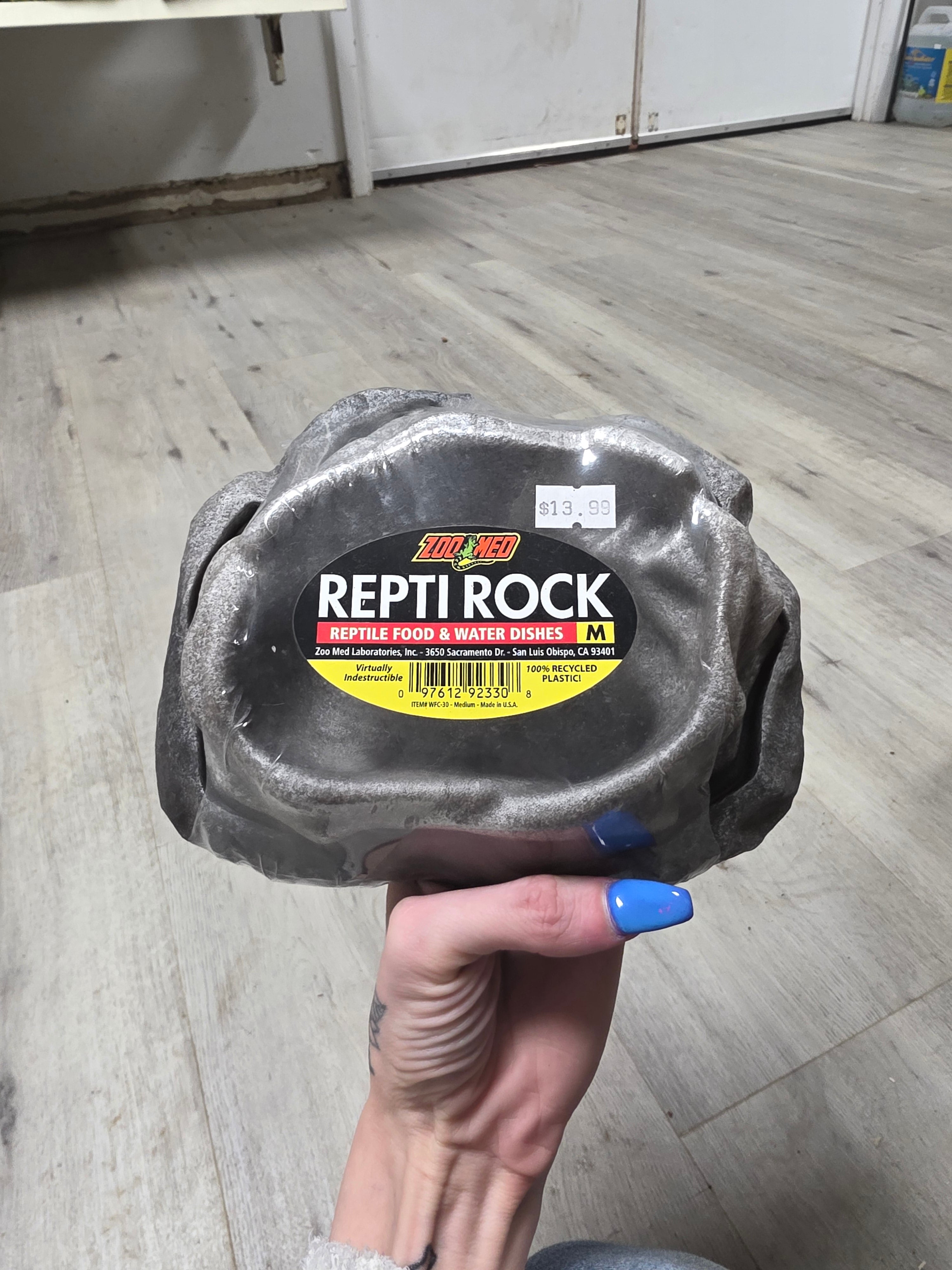 Repti Rock Food/Water Dish Medium